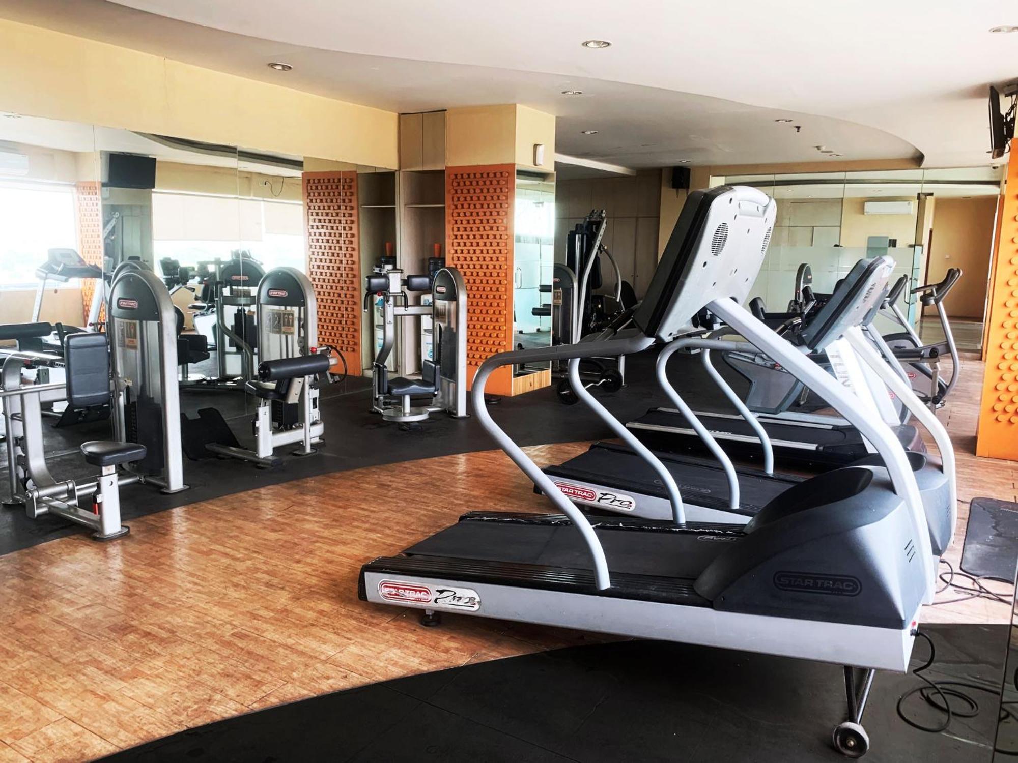 Nemuru Grand Serpong Panunggangah Esterno foto