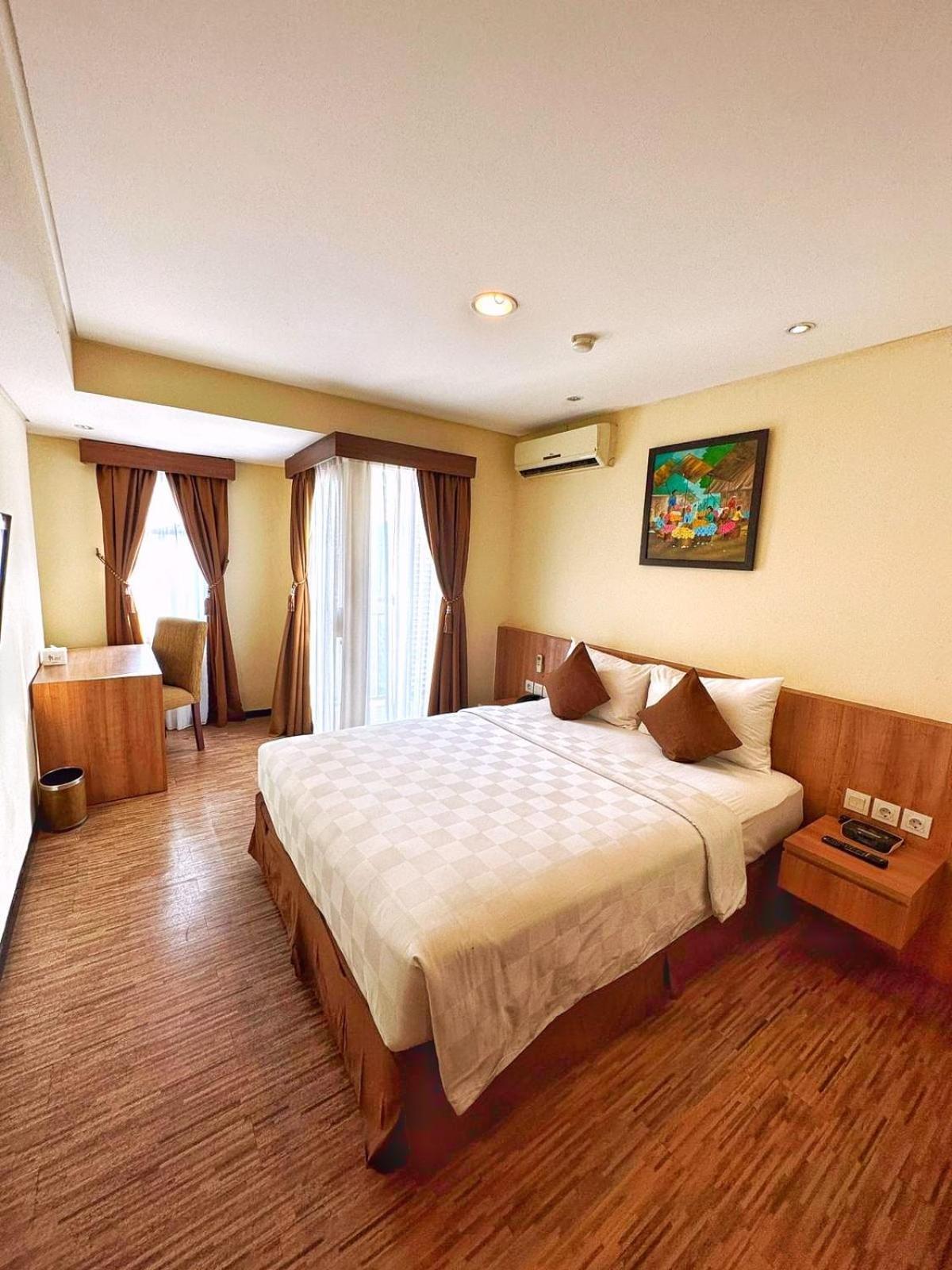 Nemuru Grand Serpong Panunggangah Esterno foto