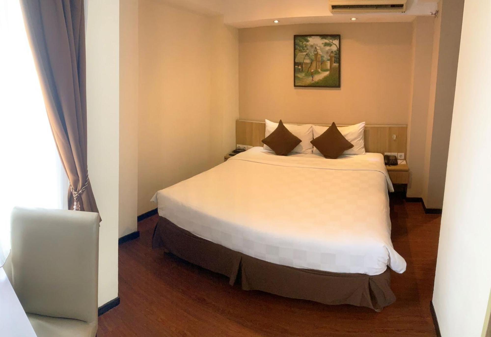 Nemuru Grand Serpong Panunggangah Esterno foto